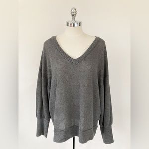Ginger Waffle Knit Oversized Casual V-neck Loose Fit Top Gray Size Medium